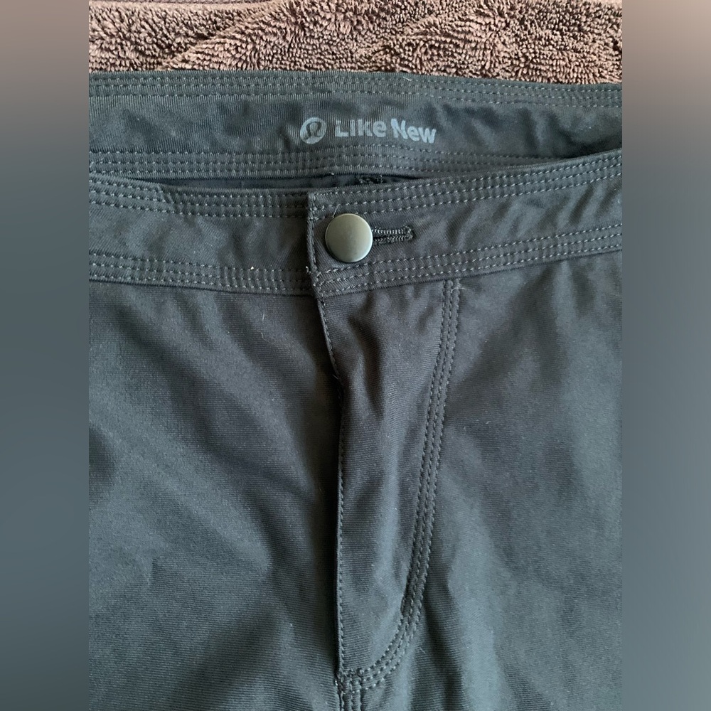 Lululemon Like New City Sleek 5 Pocket Pant Black - Size 14 - Picture 4 of 10